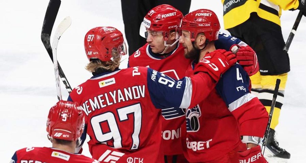 «Локомотив» победил «Северсталь» 1:0 и вышел на первое место Запада