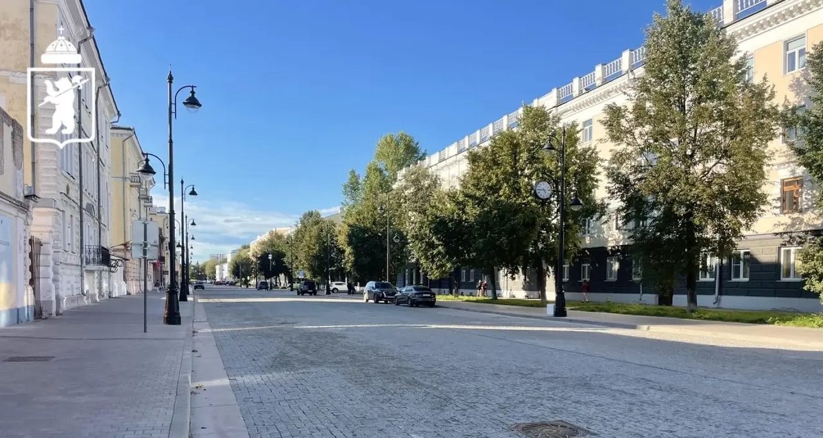 Улицу Советскую в Ярославле открыли после ремонта с гранитной мостовой