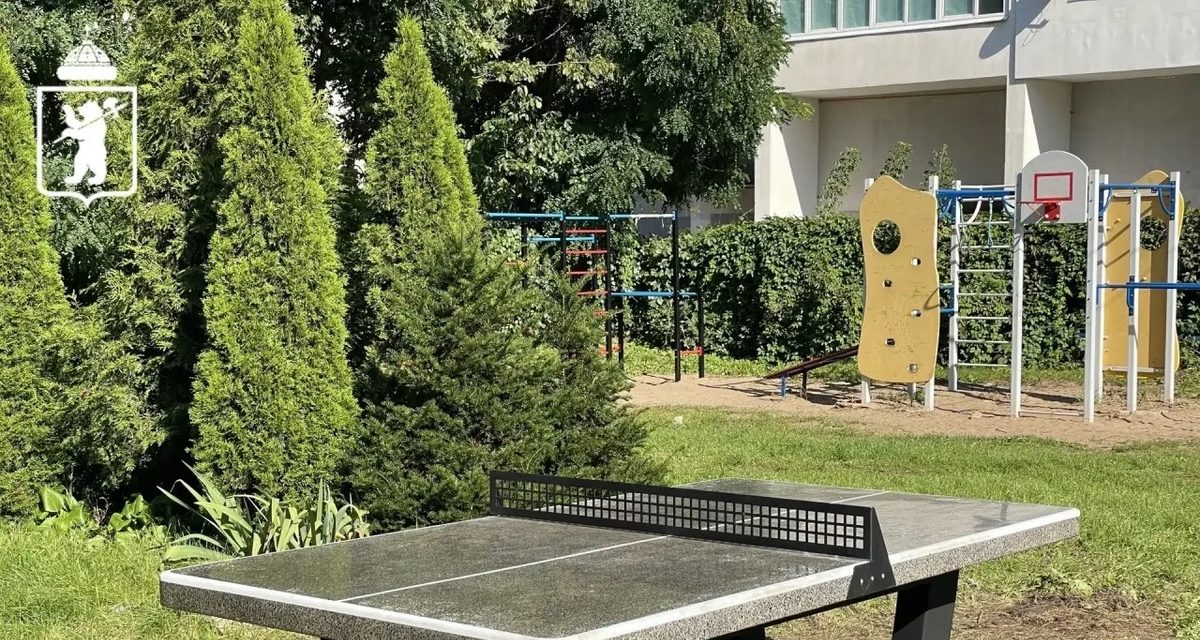 Жители двора на Республиканской предложили теннисный стол, и его поставили