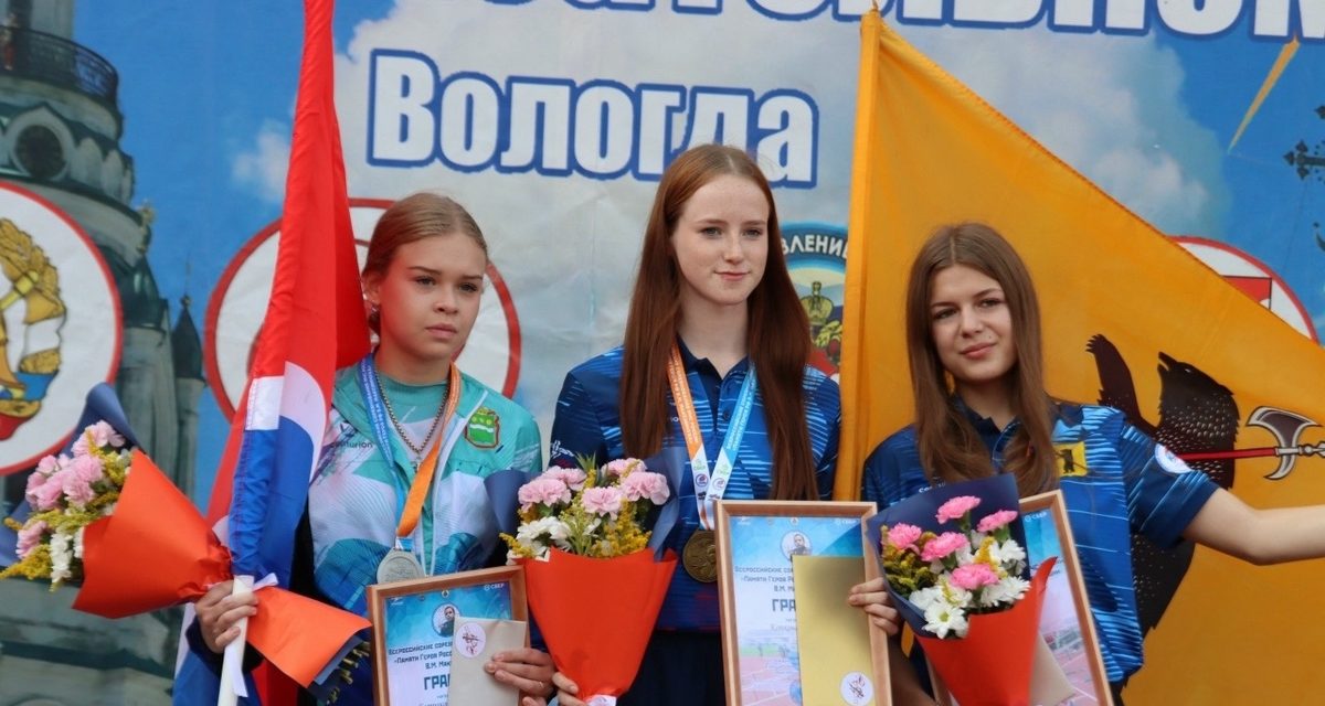 14-летний ярославец стал первым в полосе препятствий на соревнованиях МЧС